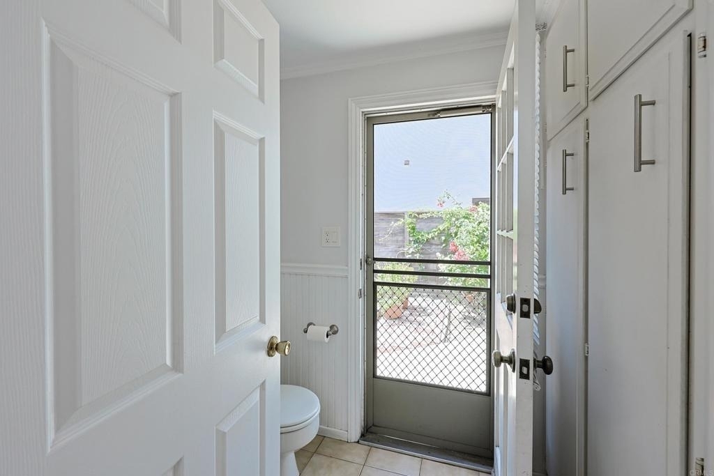 610 Country Club - Photo 18