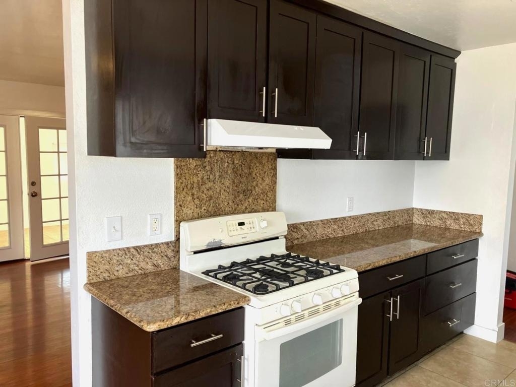 172 Palomar Street - Photo 3