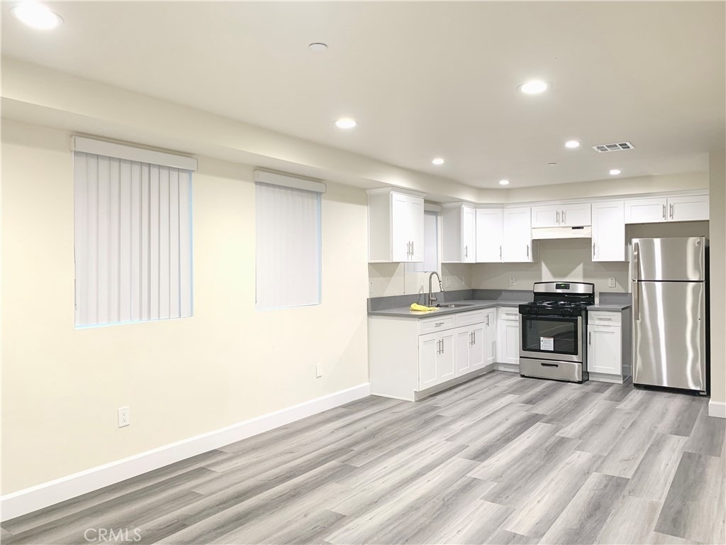 3019 S Raymond Avenue - Photo 7