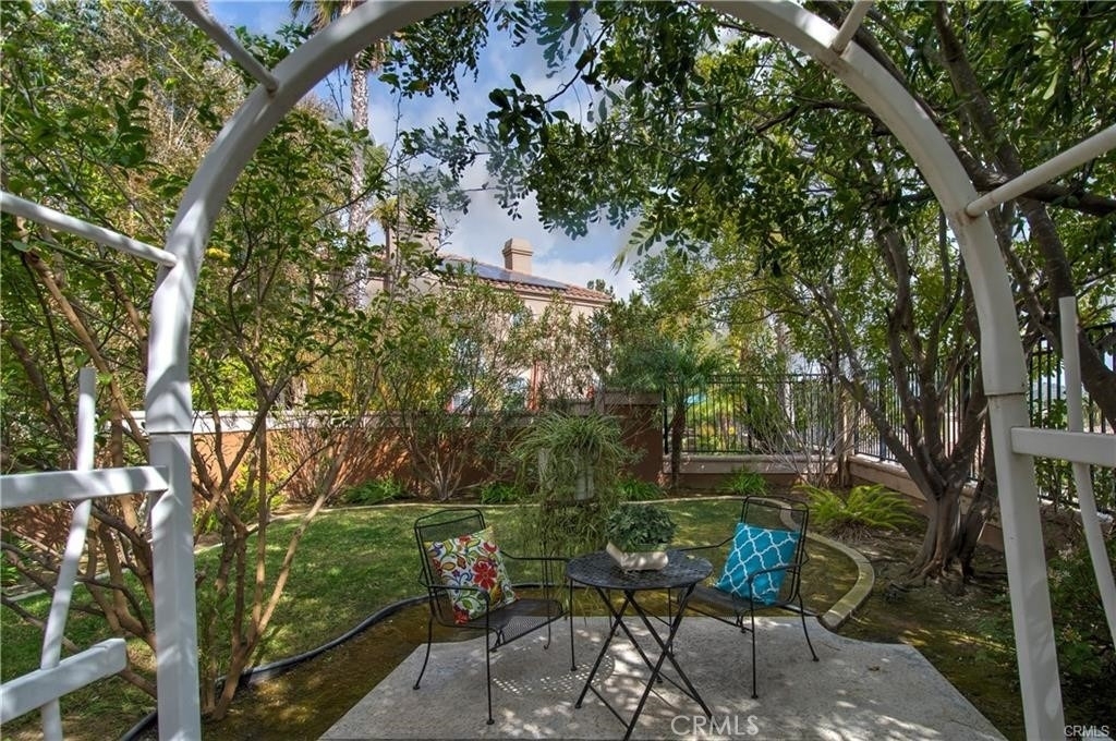 26325 Cannes - Photo 37