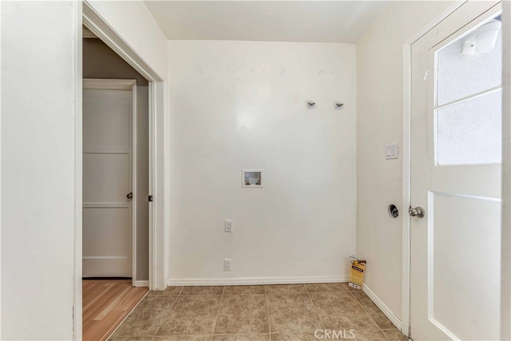 17309 Elgar Avenue - Photo 10