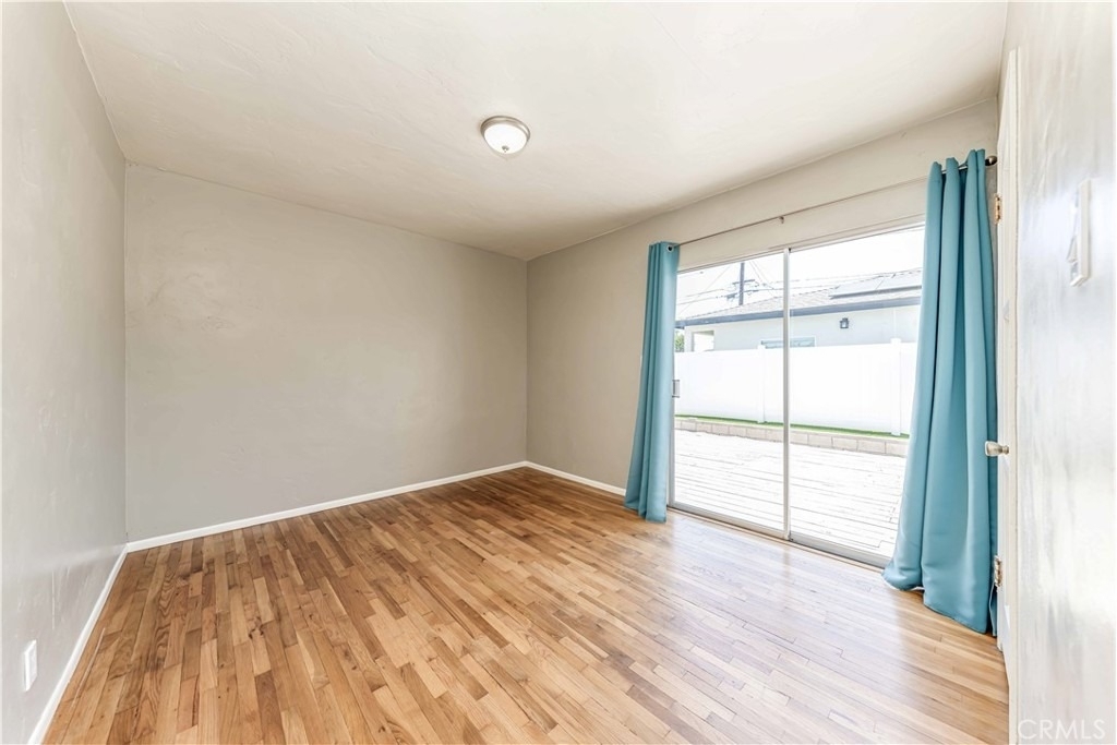 17309 Elgar Avenue - Photo 15