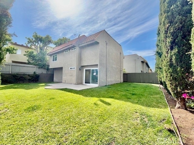 2558 Orange Avenue - Photo 8