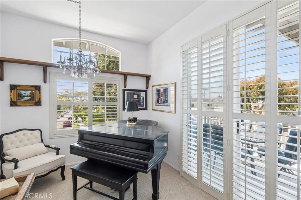3541 Lilac Avenue - Photo 5