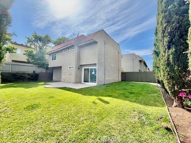 2558 Orange Avenue - Photo 8
