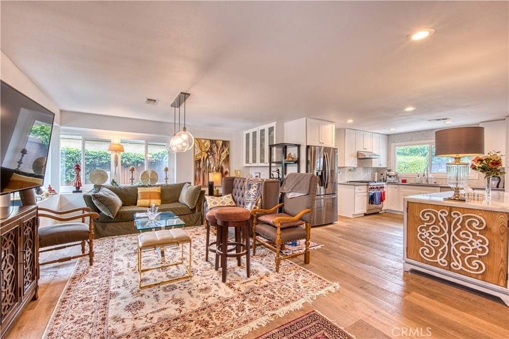 1800 Irvine - Photo 8