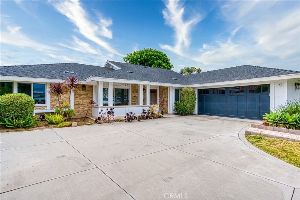 1800 Irvine - Photo 0