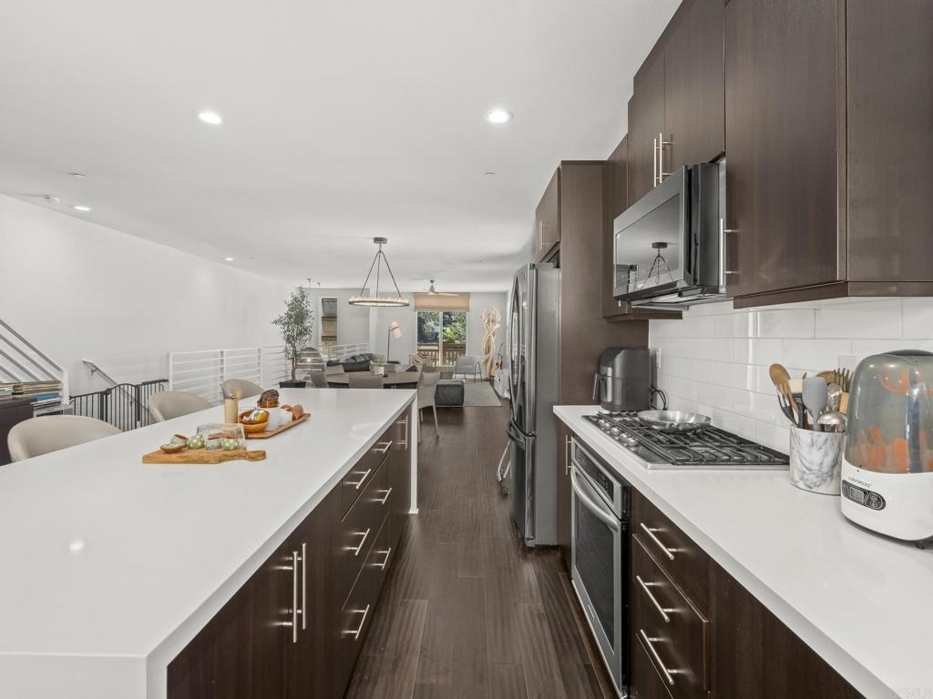 1859 N Vulcan Avenue - Photo 4