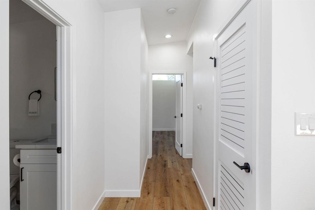 6265 Lake Alamor Avenue - Photo 10