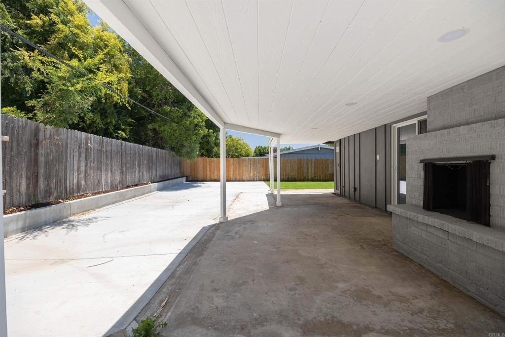 6265 Lake Alamor Avenue - Photo 17