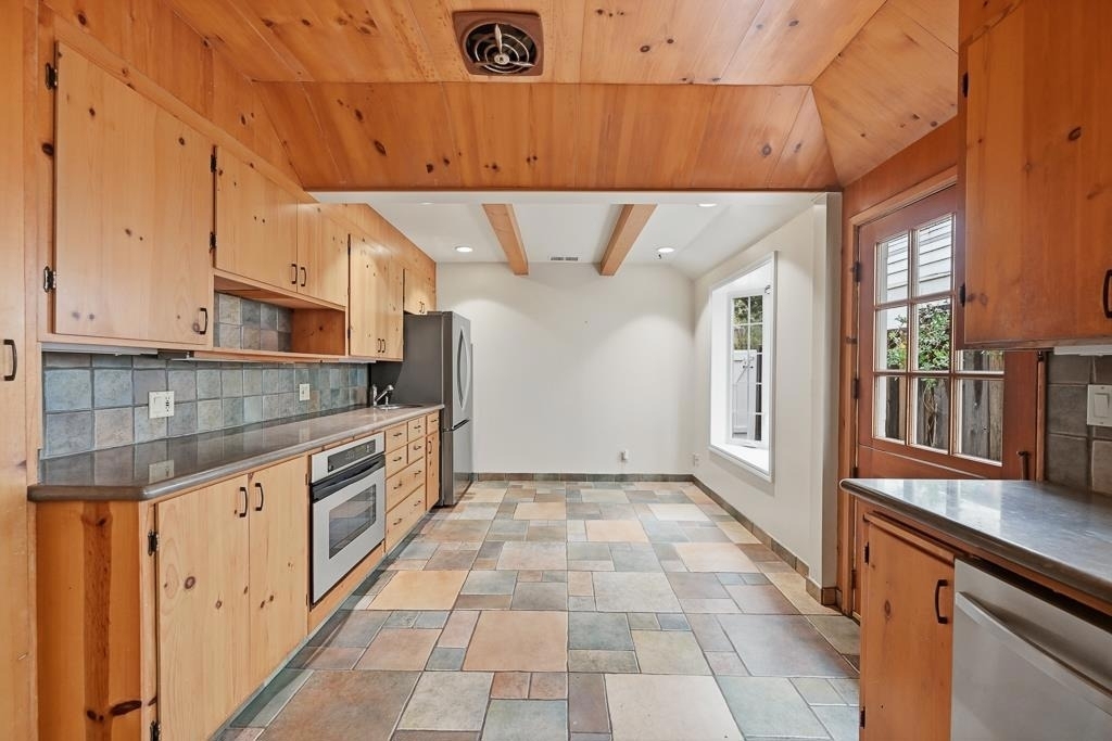 20 Kent Place - Photo 36