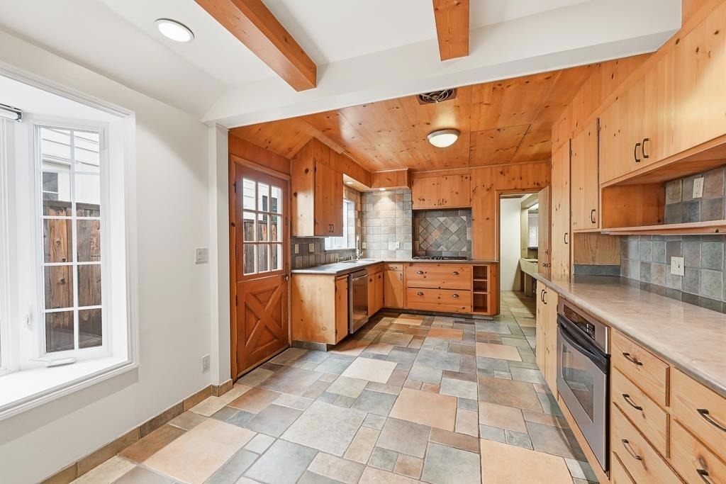 20 Kent Place - Photo 33