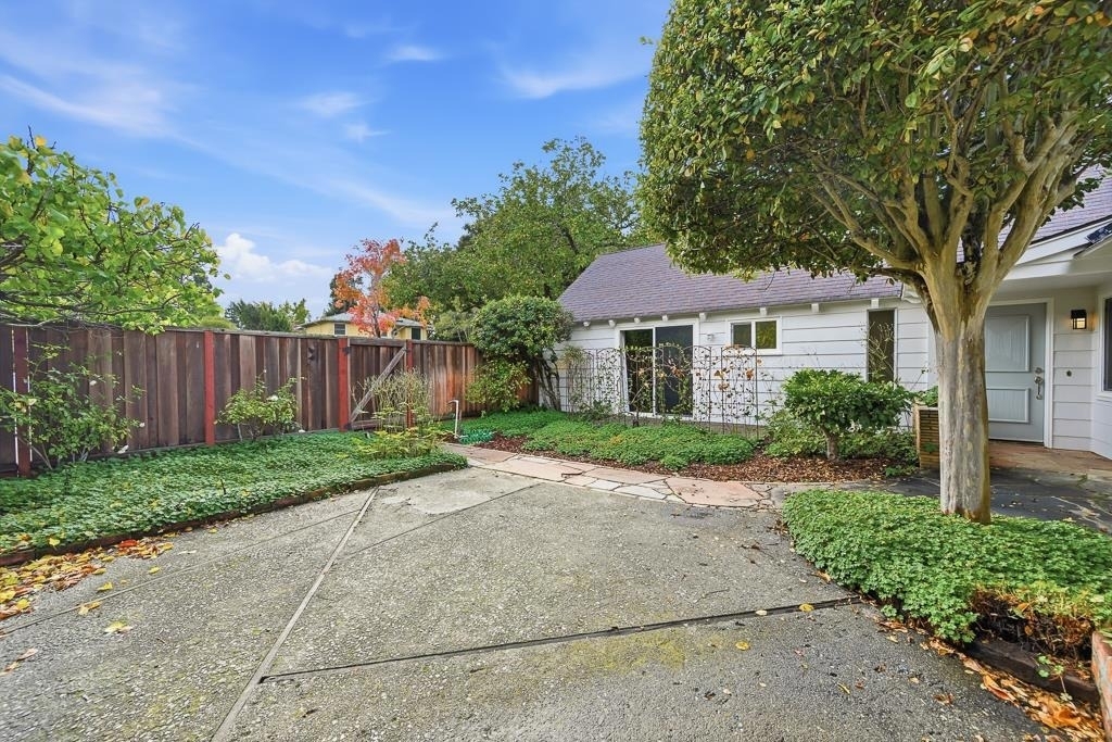 20 Kent Place - Photo 85