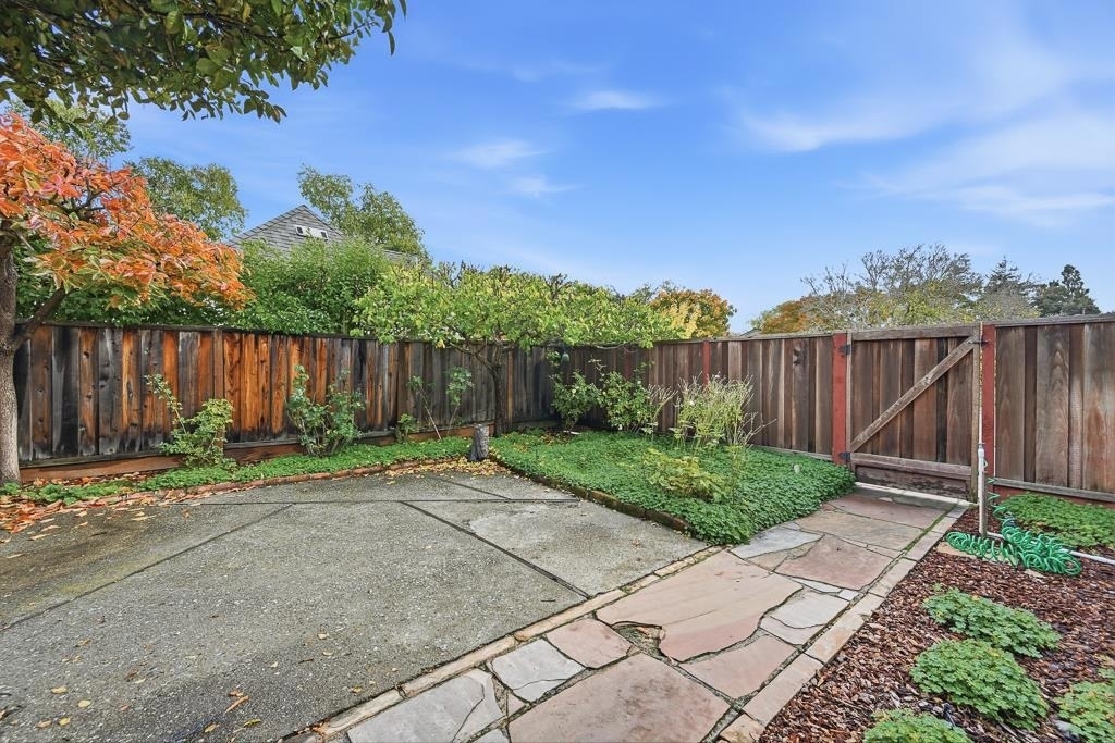 20 Kent Place - Photo 83