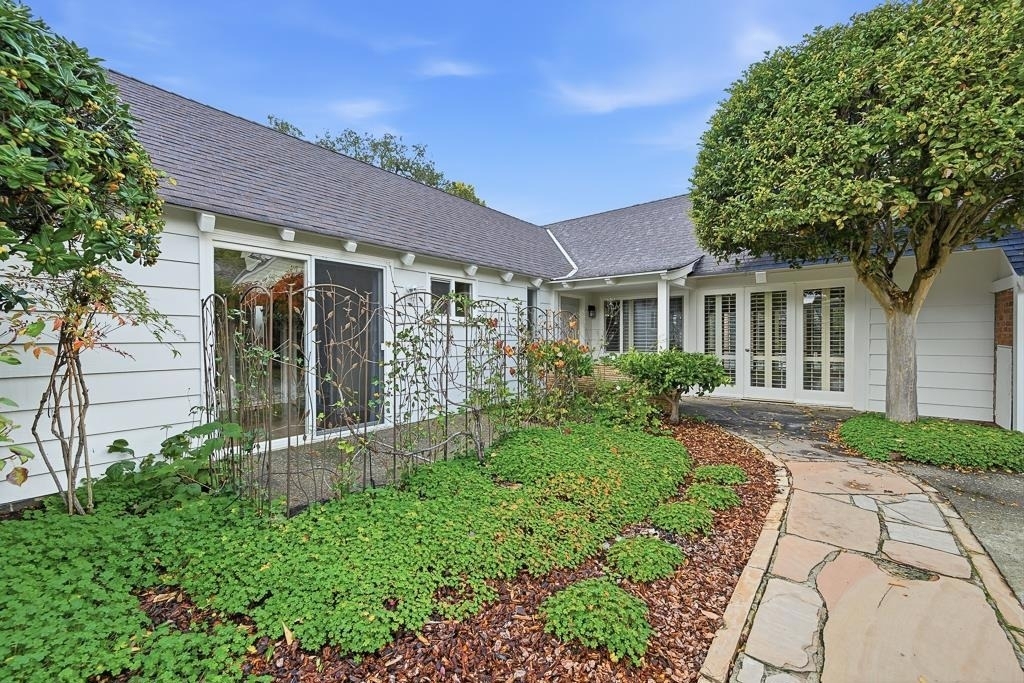 20 Kent Place - Photo 11