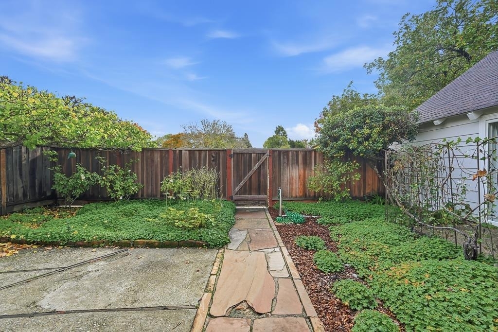 20 Kent Place - Photo 84