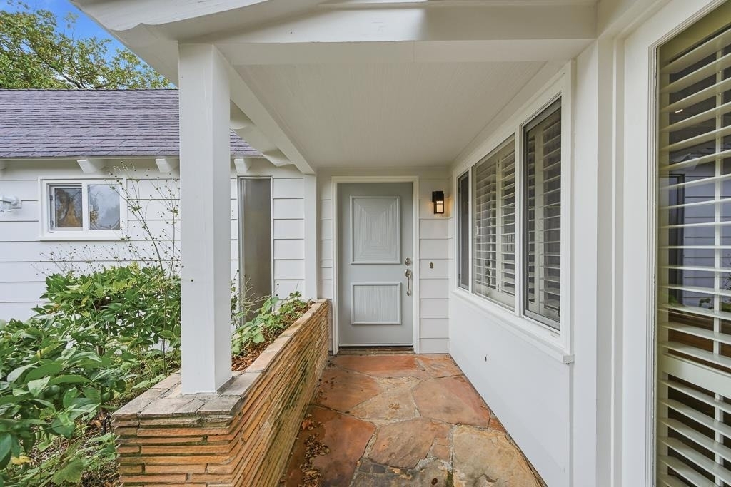 20 Kent Place - Photo 8