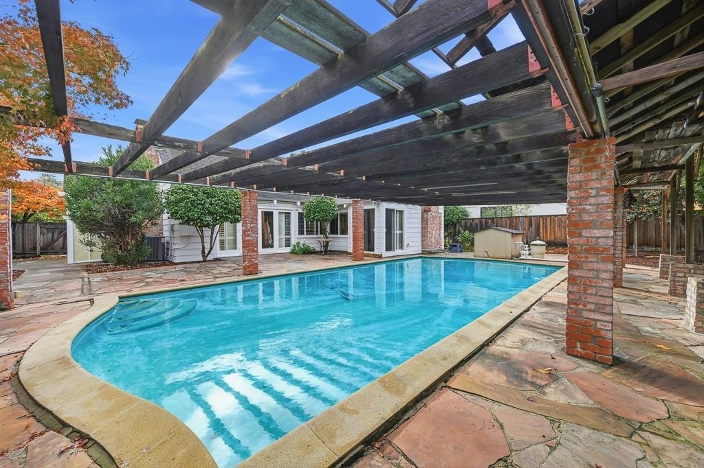 20 Kent Place - Photo 73