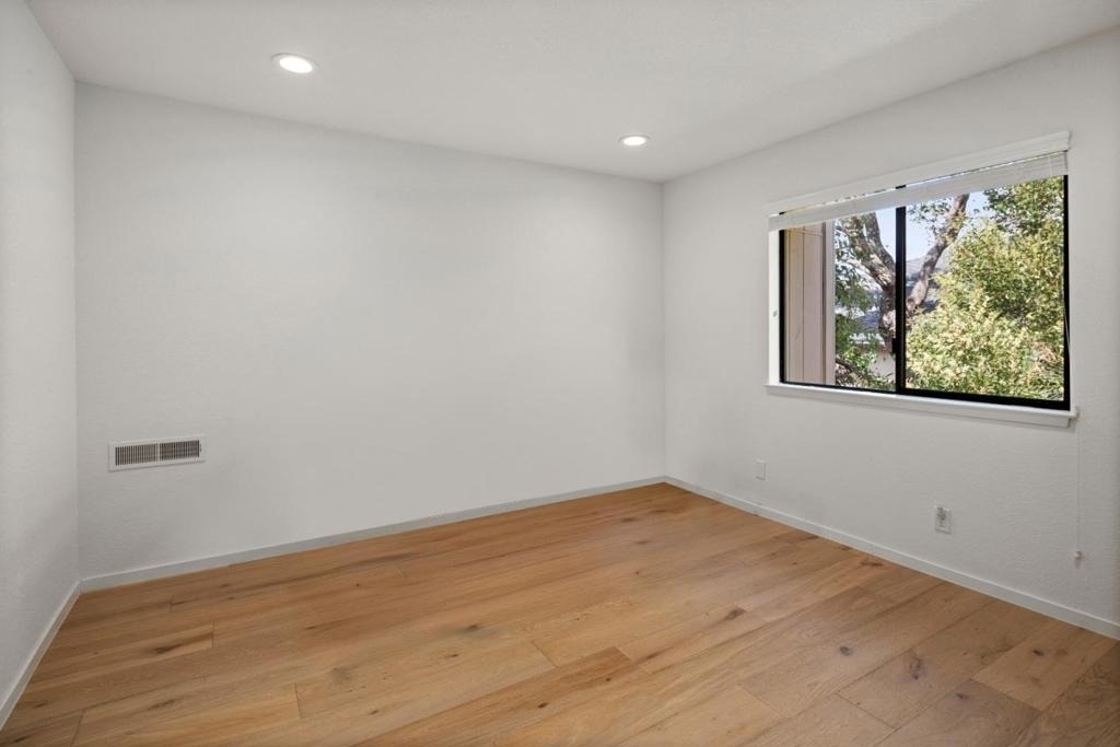 70 Adam Court - Photo 15