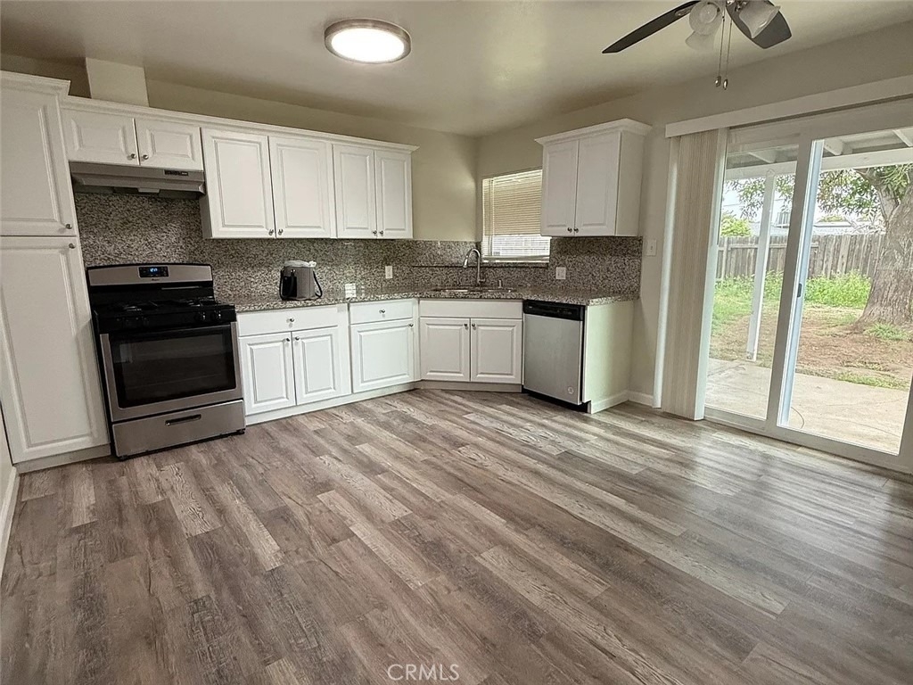 3013 Alma Way - Photo 0