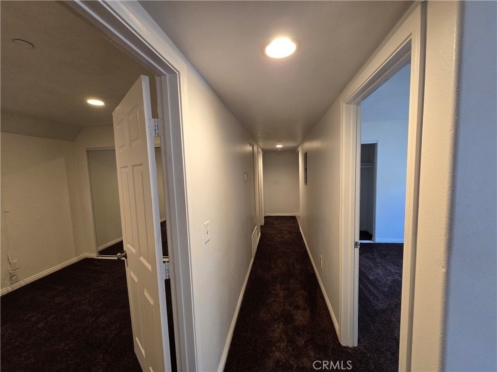 10218 S San Pedro - Photo 5