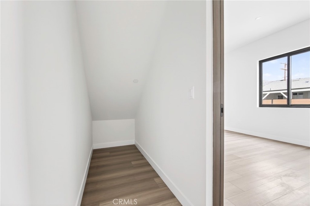 7605 Greg Avenue - Photo 7