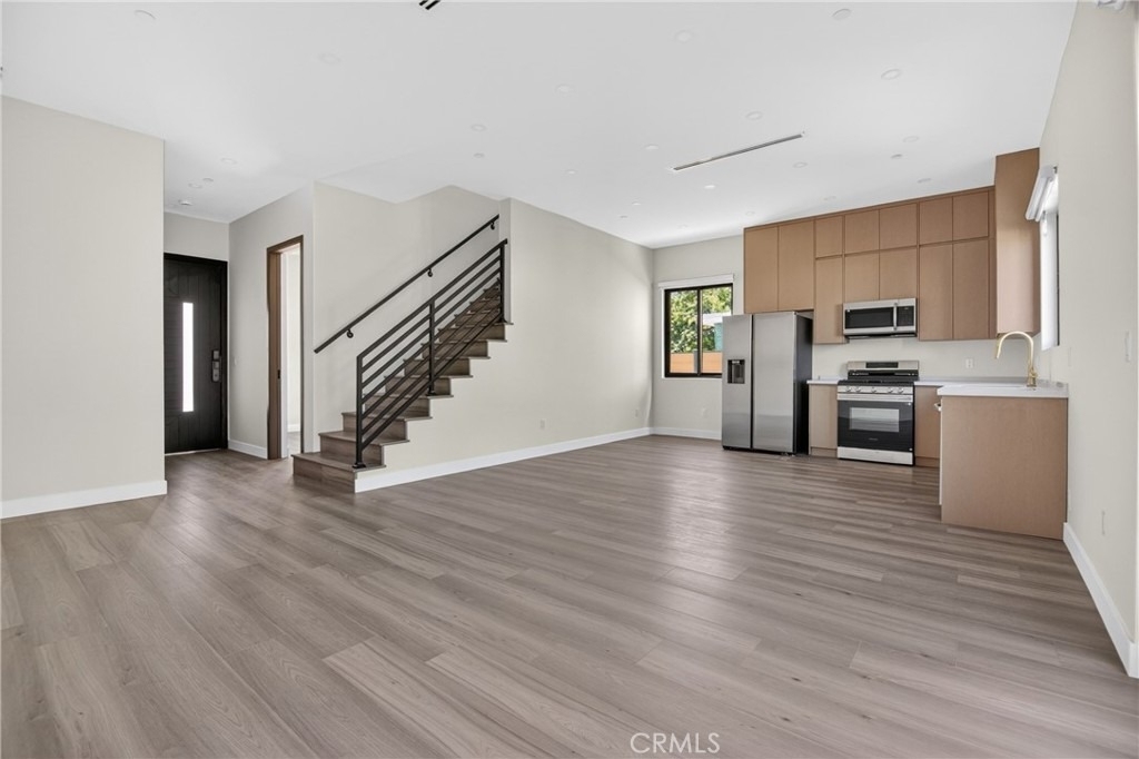 7605 Greg Avenue - Photo 3