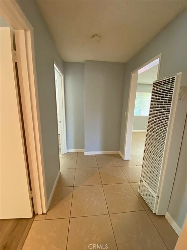 811 Orchid Court - Photo 5