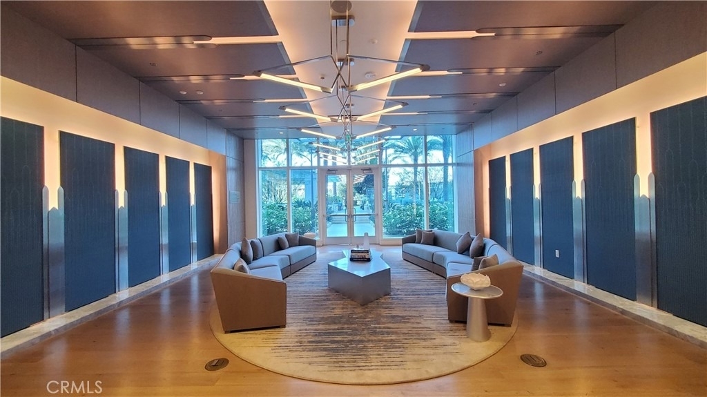877 Francisco Street - Photo 18