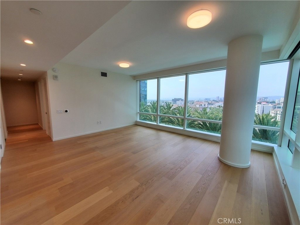 877 Francisco Street - Photo 1