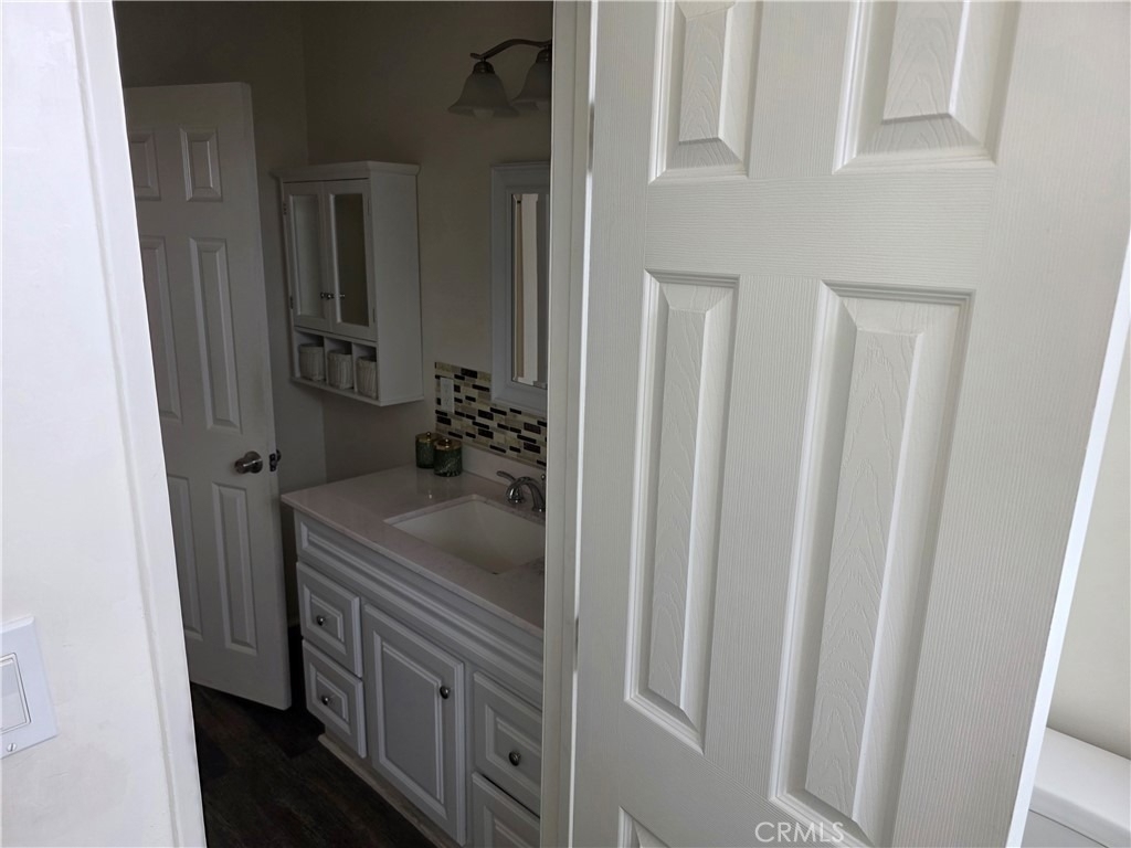 706 E Harvard - Photo 16