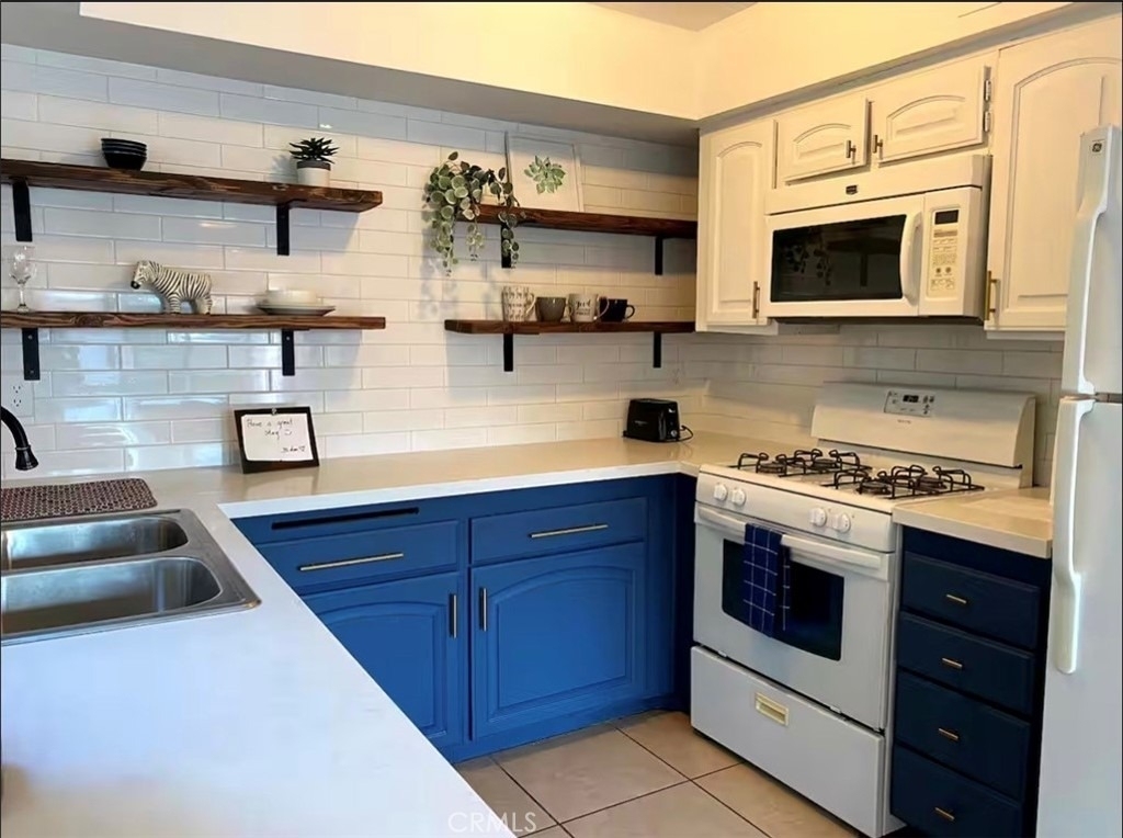 9306 Mesa Verde - Photo 3