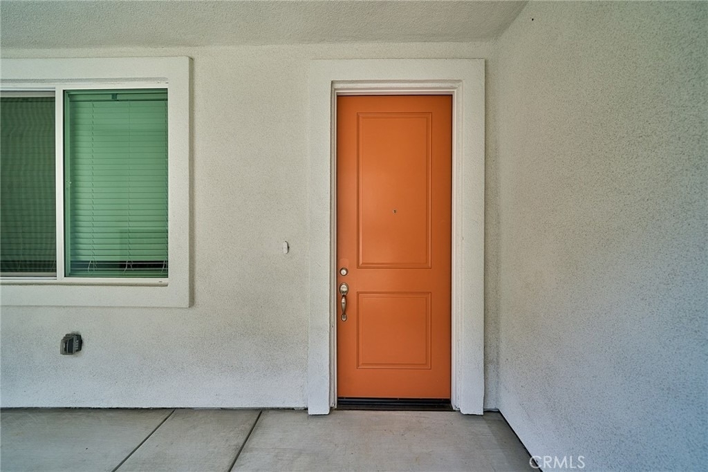 1672 Cayton - Photo 1