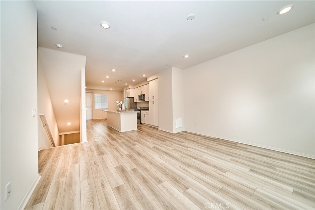 1672 Cayton - Photo 14