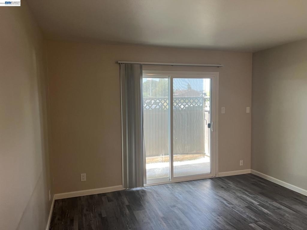 36976 Mulberry St - Photo 13