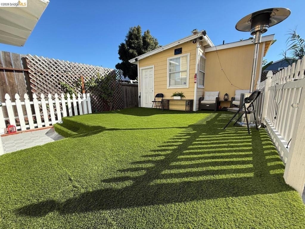 1242 88th Ave - Photo 9