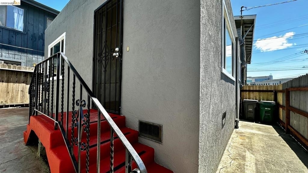 1180 Bayview Ave - Photo 20