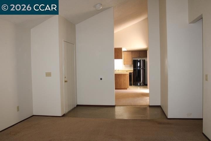 821 Shelley St - Photo 2