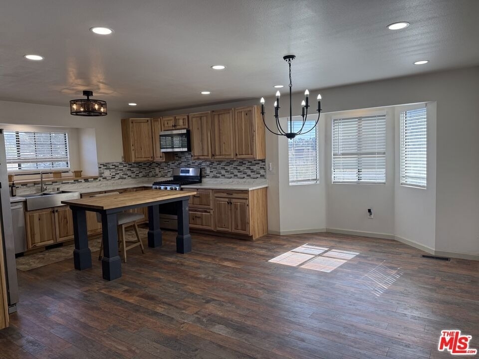 47041 Old Pioneer Town Road - Photo 4