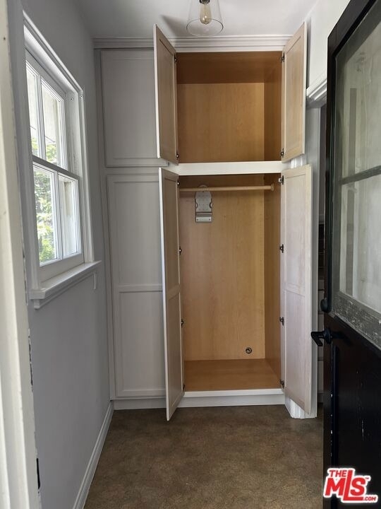 130 S Bowling Green Way - Photo 3