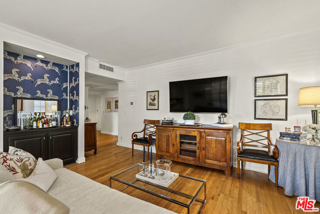 12115 San Vicente Boulevard - Photo 5