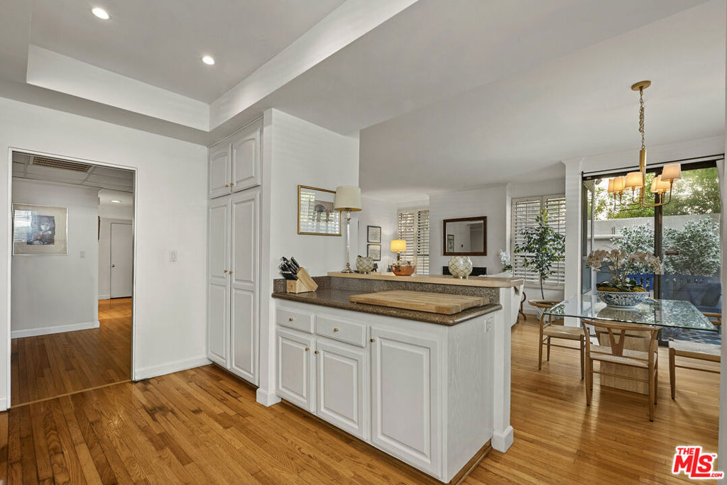12115 San Vicente Boulevard - Photo 13