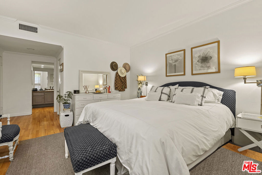 12115 San Vicente Boulevard - Photo 17