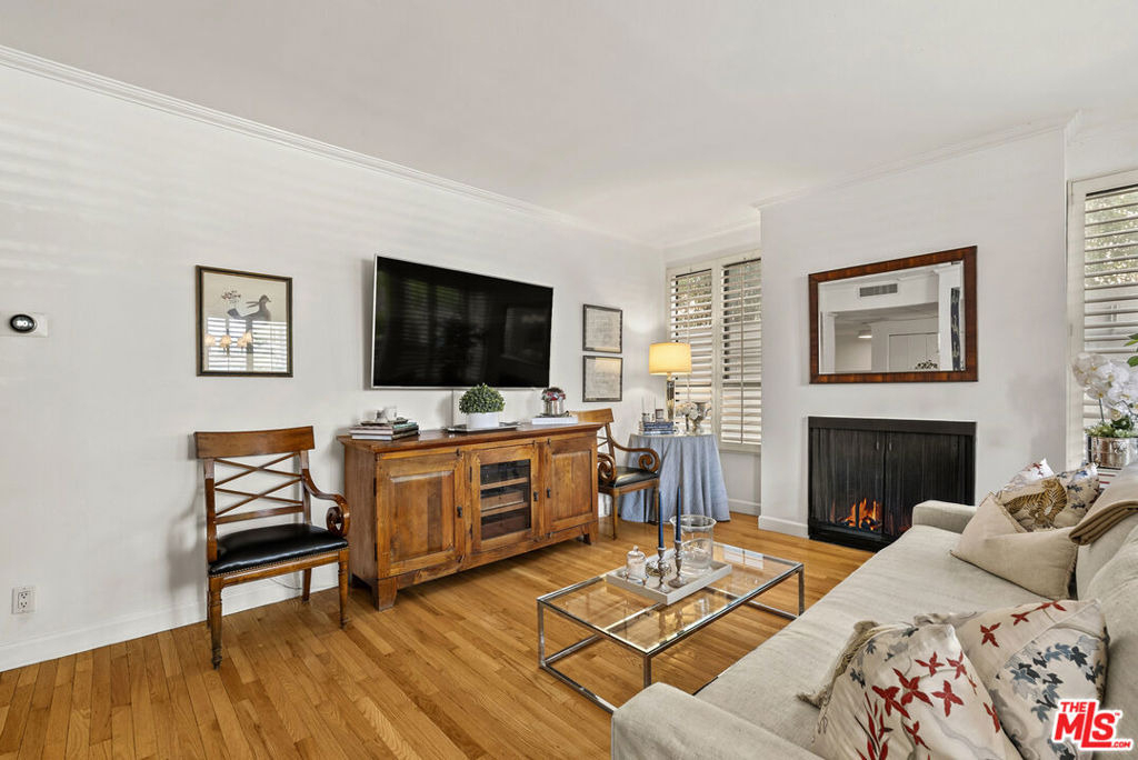 12115 San Vicente Boulevard - Photo 4