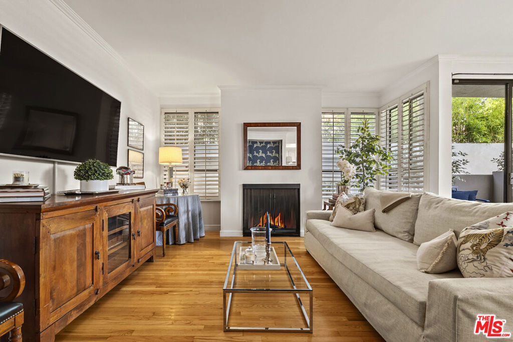 12115 San Vicente Boulevard - Photo 3