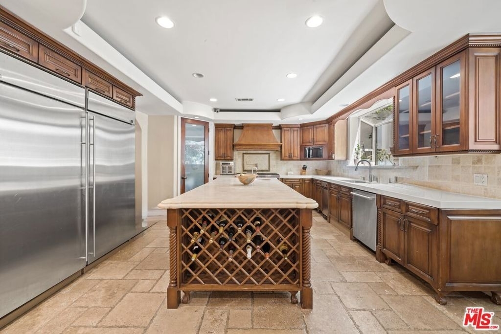 14944 Otsego Street - Photo 3