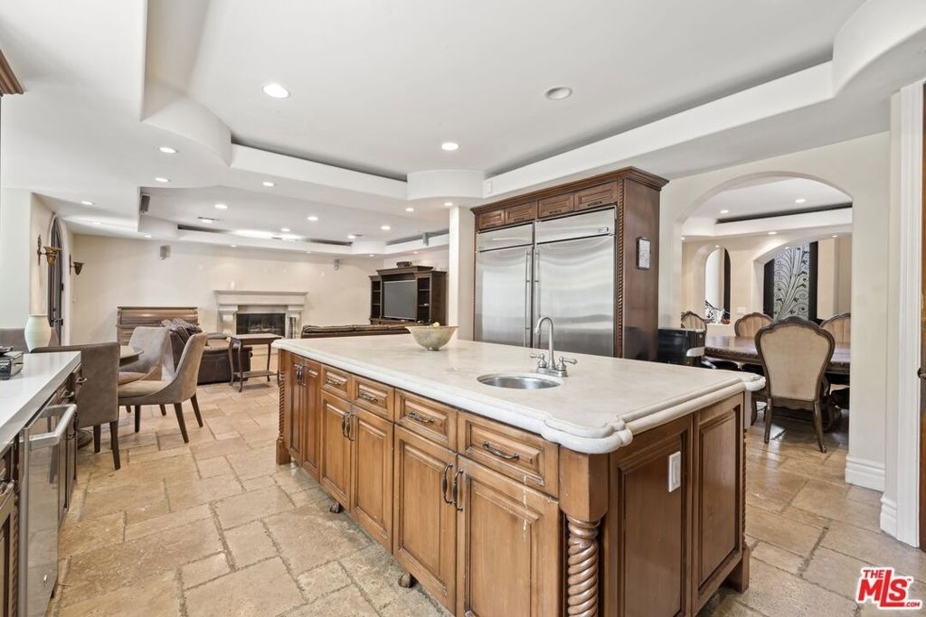 14944 Otsego Street - Photo 4