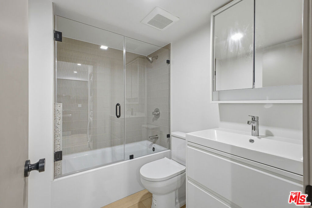 12425 Texas Avenue - Photo 8