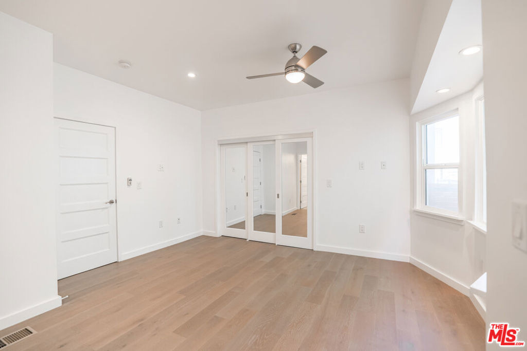 31 Breeze Avenue - Photo 25