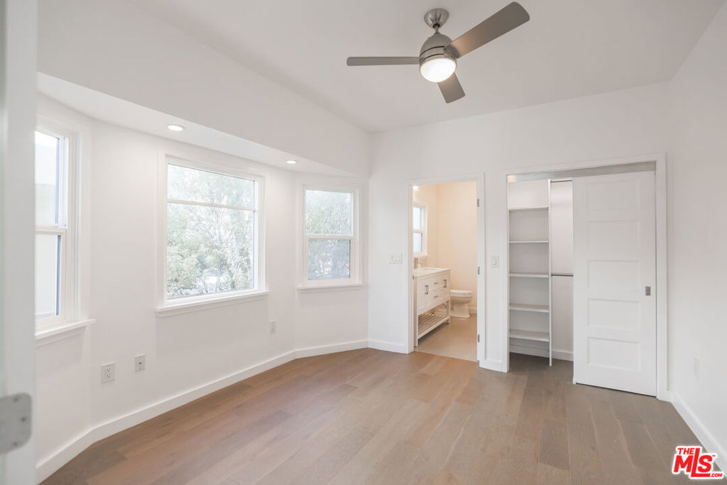 31 Breeze Avenue - Photo 14